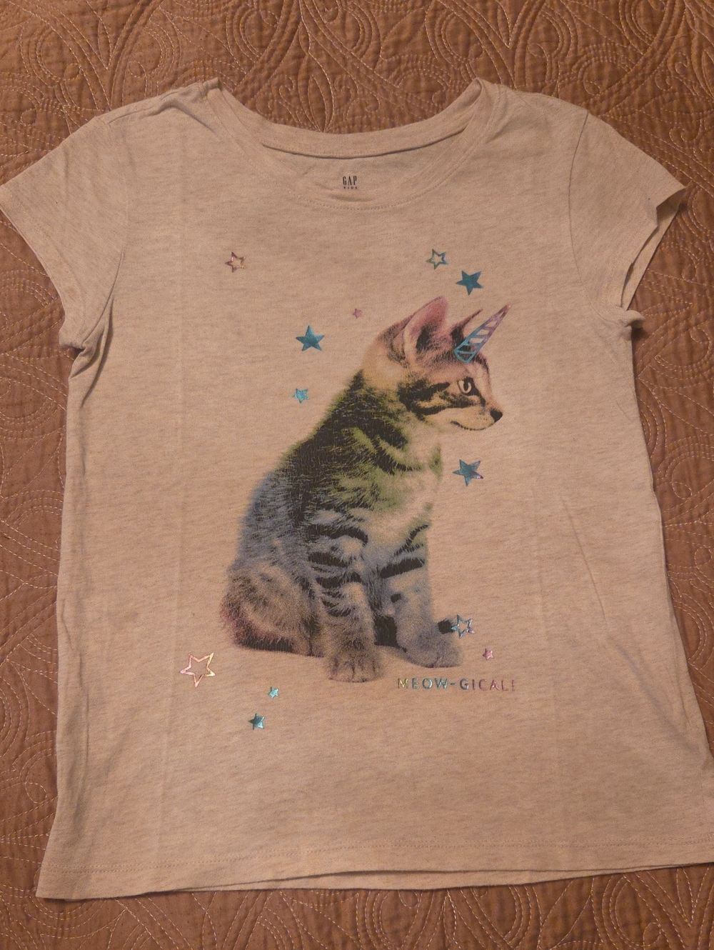 GAP Kids Girls' Cream Tee with Rainbow Kitty Unicorn Graphic